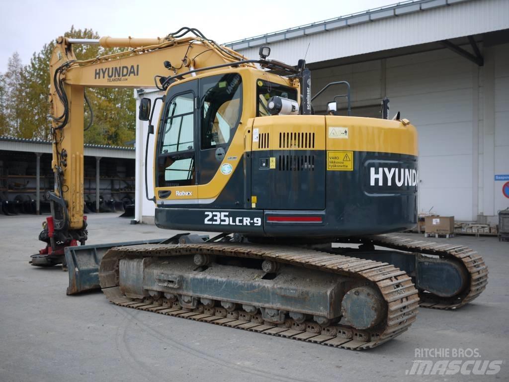 Hyundai R 235 LCRD-9 大型油圧ショベル12t以上（パワーショベル・ユンボ）