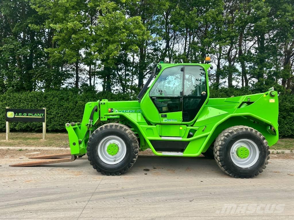 Merlo P 101.10 HM テレスコーピックハンドラー