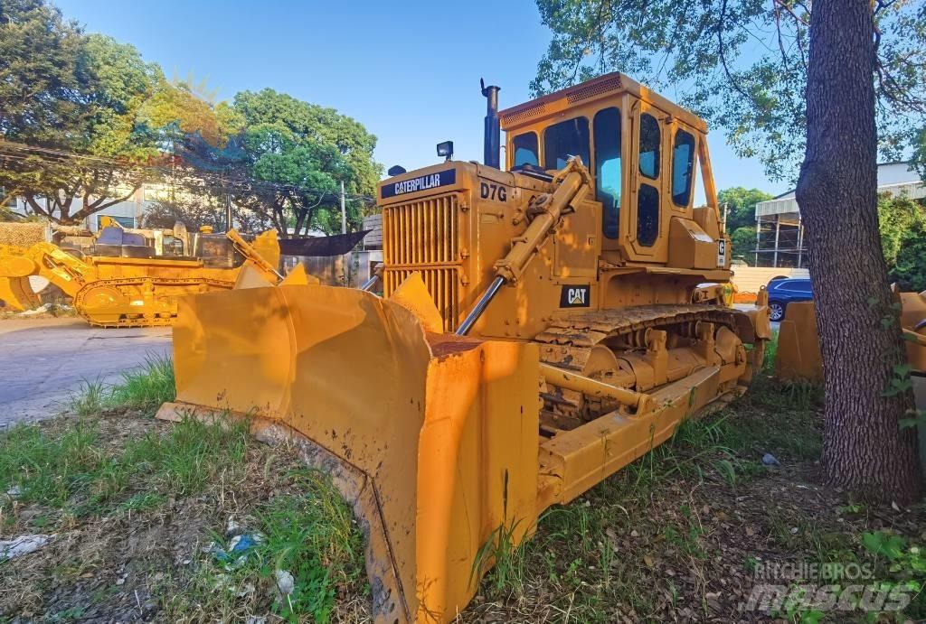 CAT D 7 G ブルドーザー