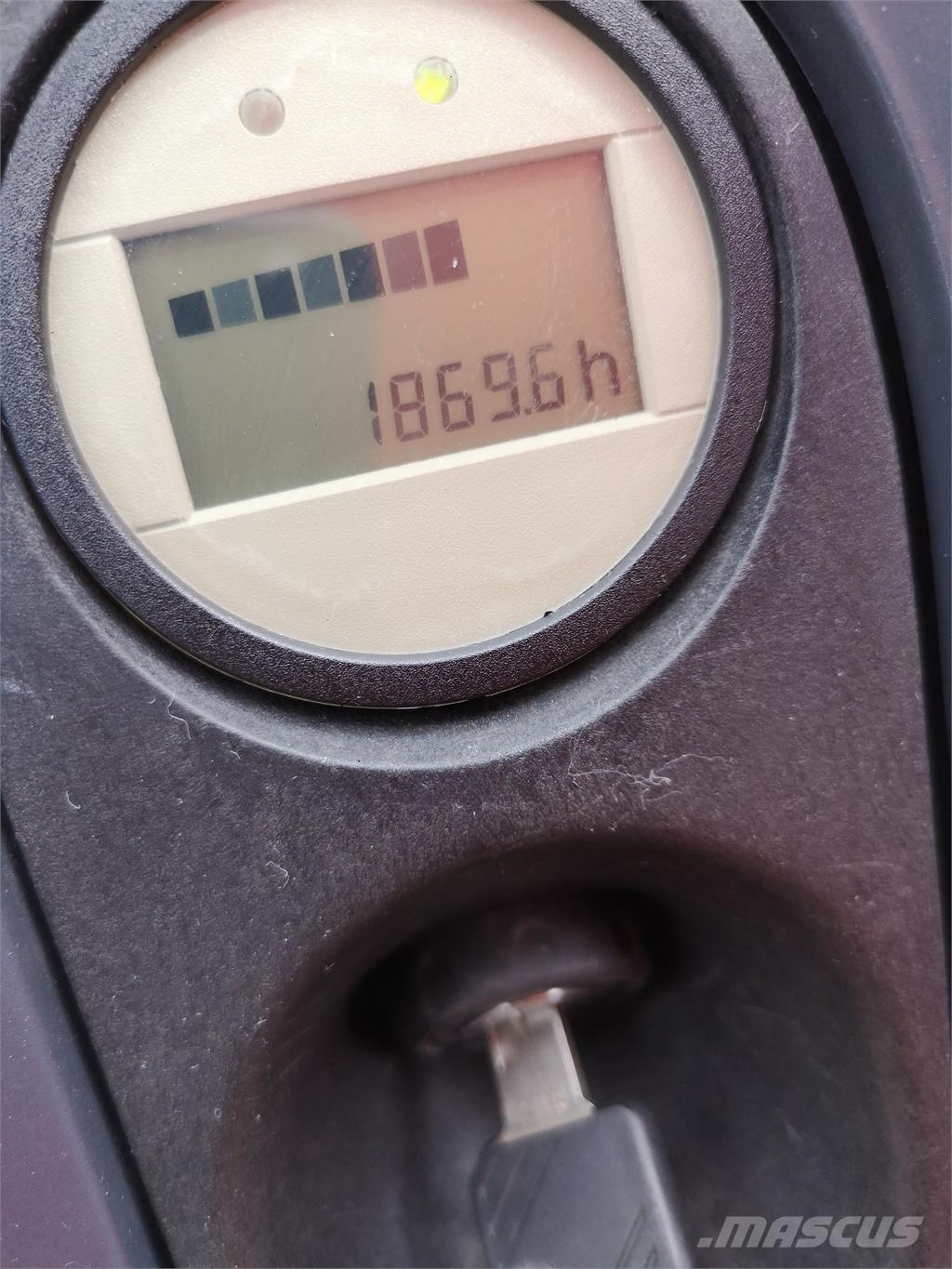 Linde T16 Li-Ion ウォーキンフォークリフト