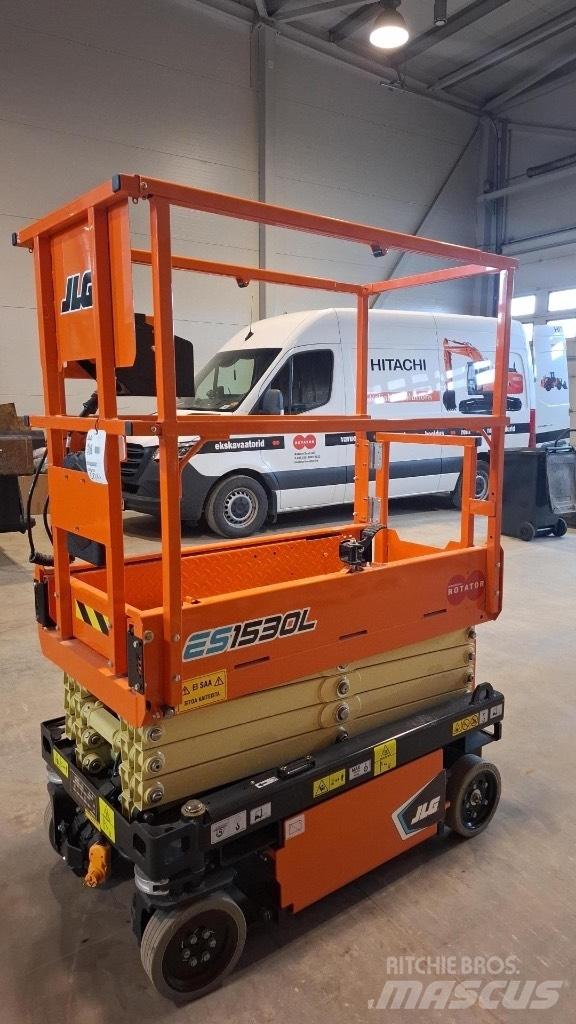 JLG ES 1530 L シザースリフト