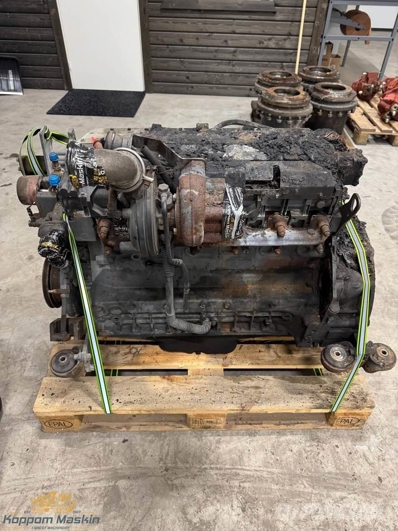 Deutz ProSilva 910 エンジン