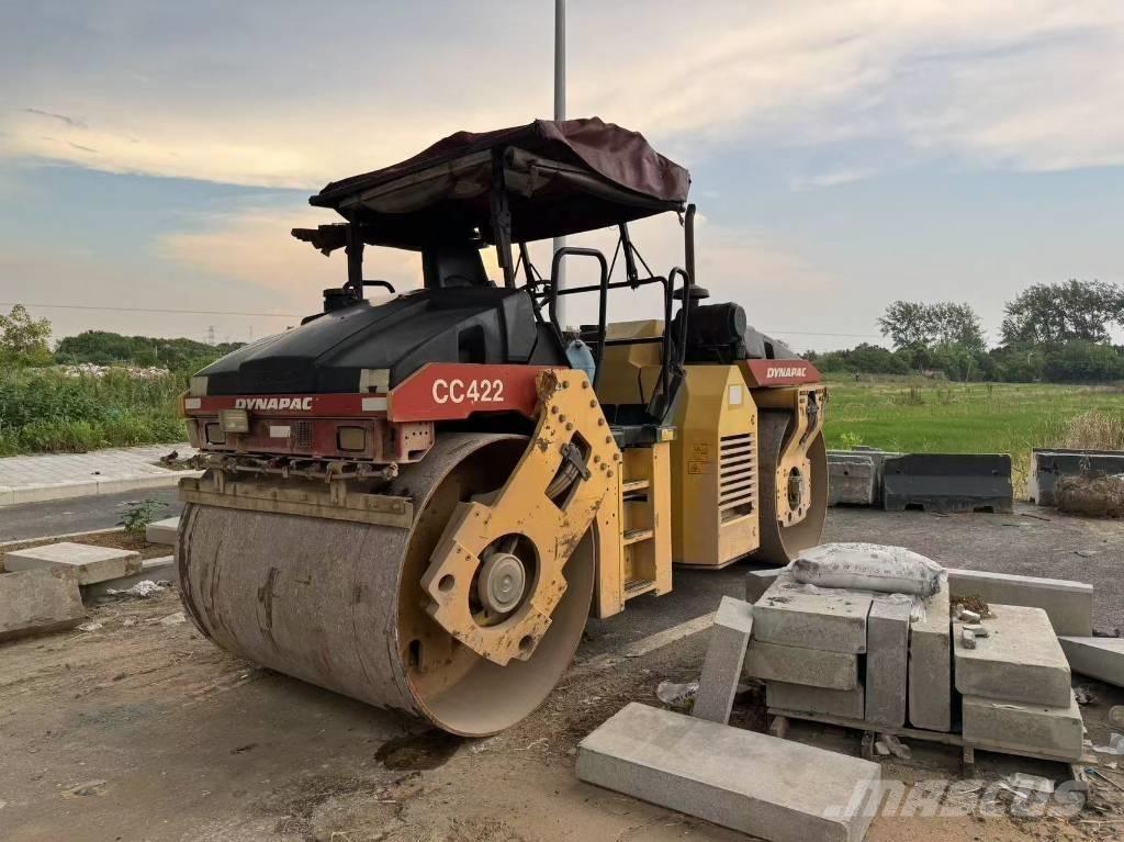 Dynapac CC 422 タンデムローラ