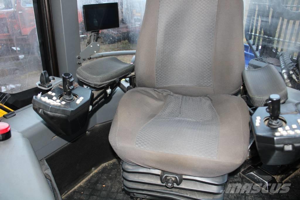 Sampo-Rosenlew FR 28 フォワーダー