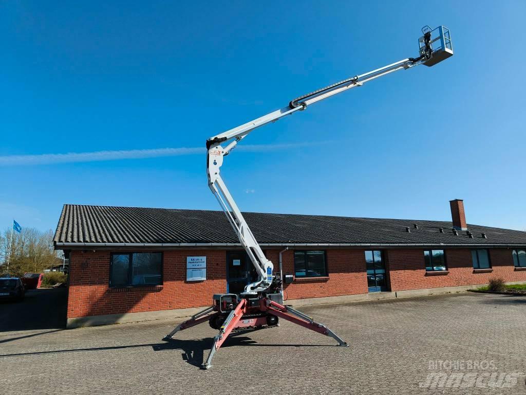 EasyLift R 180 小型自走式ブームリフト