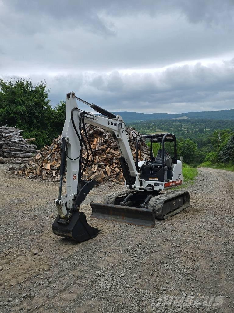 Bobcat 341 G ミニ油圧ショベル 7t以下（ミニユンボ・ミニディガー）