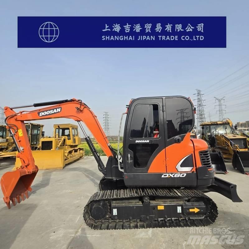 Doosan DX 60 大型油圧ショベル12t以上（パワーショベル・ユンボ）