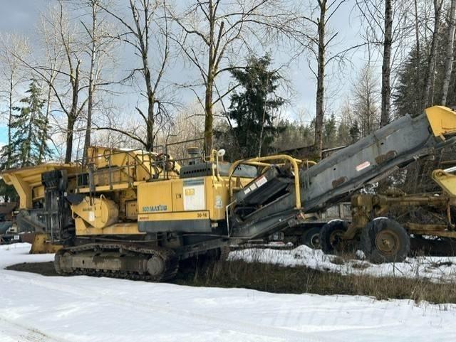 Komatsu Br480RG-1 クラッシャー固定式