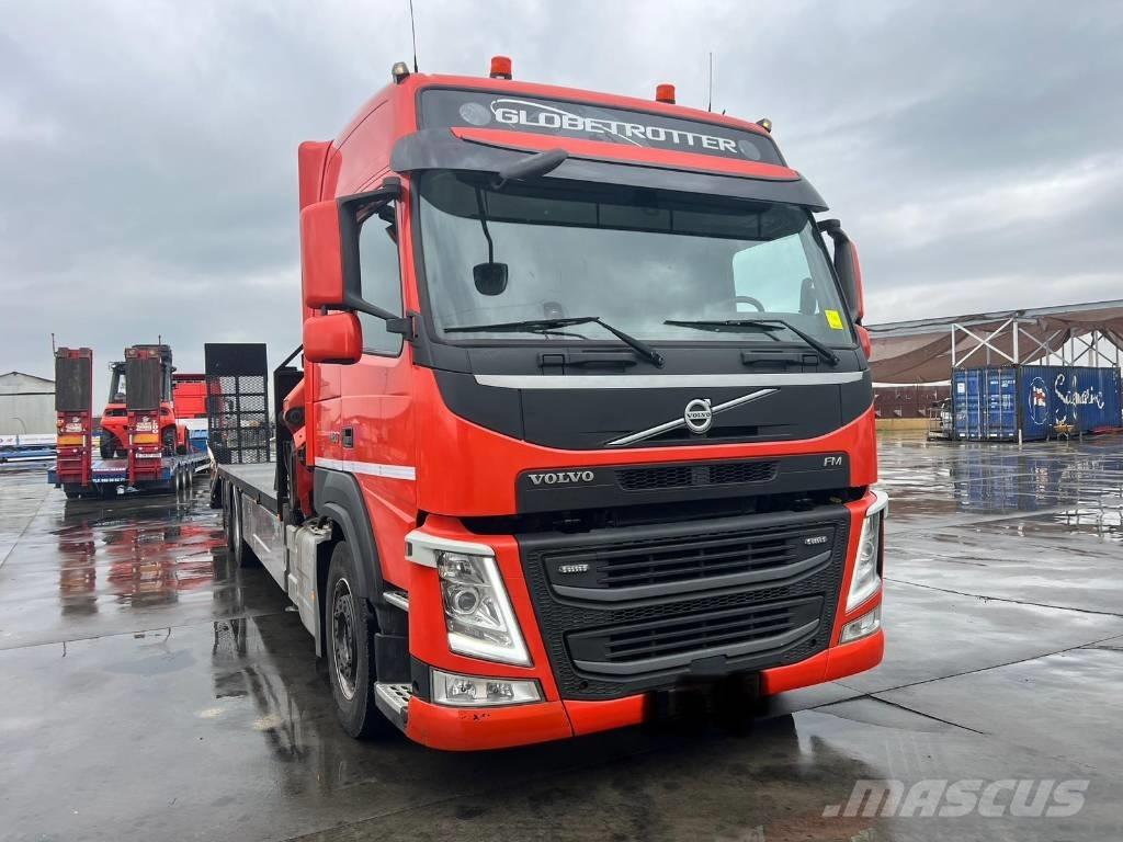 Volvo FM クレーントラック、ユニック車