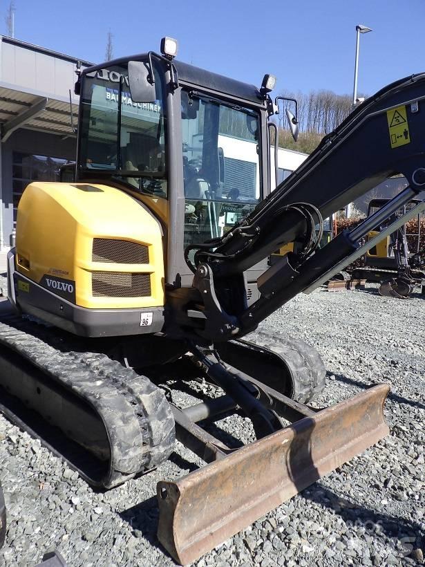 Volvo ECR 50 D ミニ油圧ショベル 7t以下（ミニユンボ・ミニディガー）