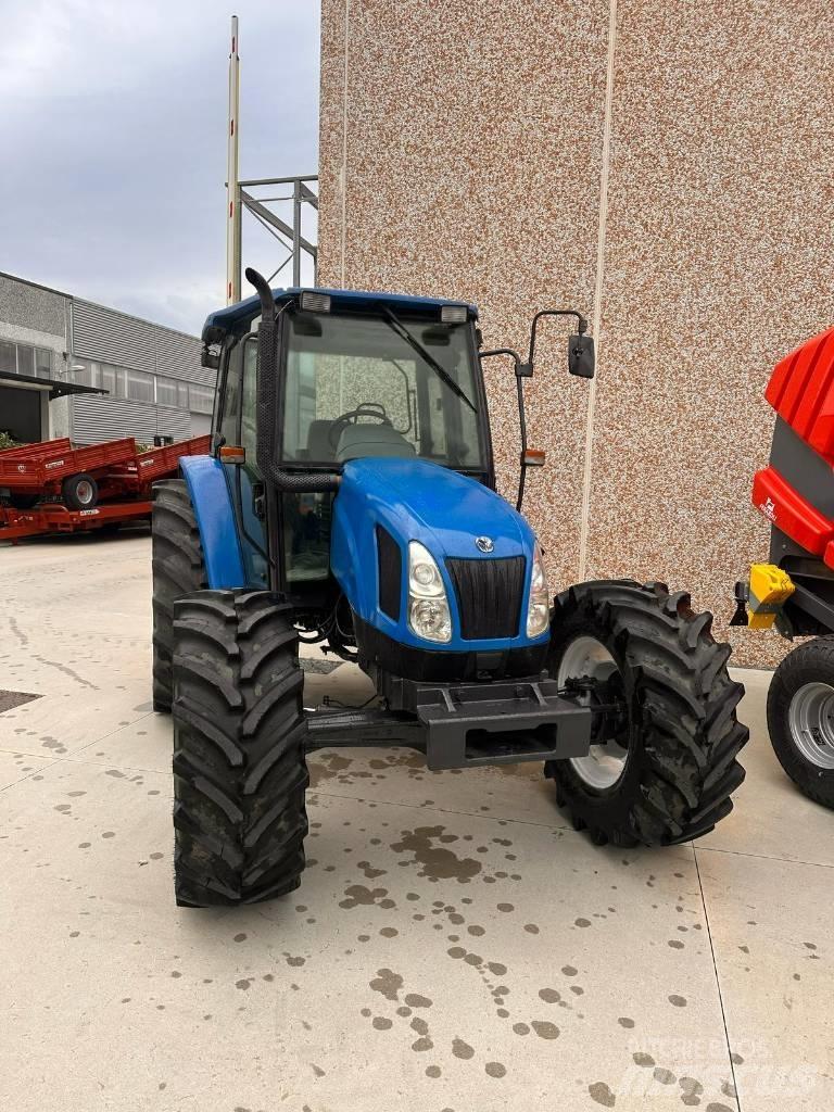 New Holland TL 100 トラクター