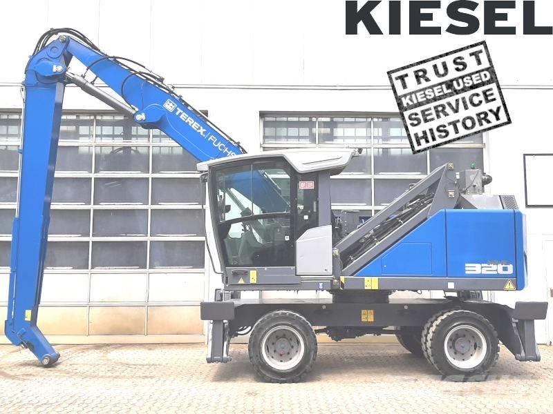 Fuchs MHL 320 F 廃棄物／工業産廃処理機