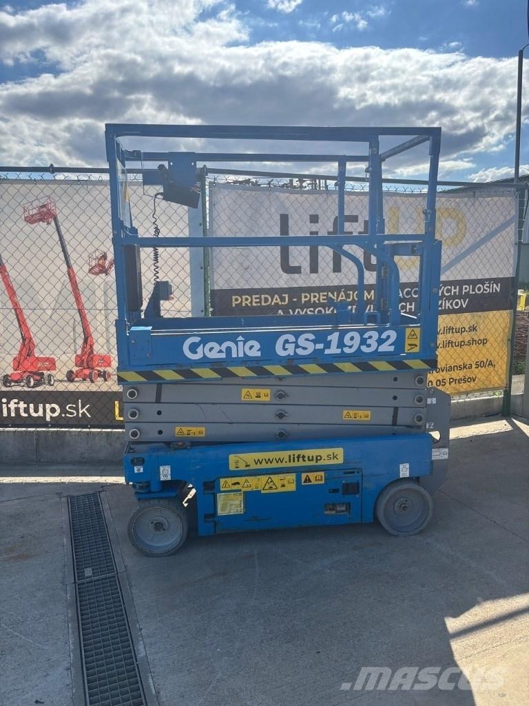 Genie GS 1932 シザースリフト