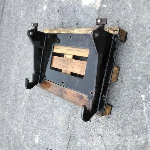 JCB INTERFACE フォーク