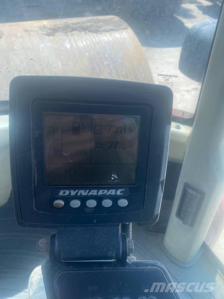 Dynapac CA 2500 D 振動ローラ