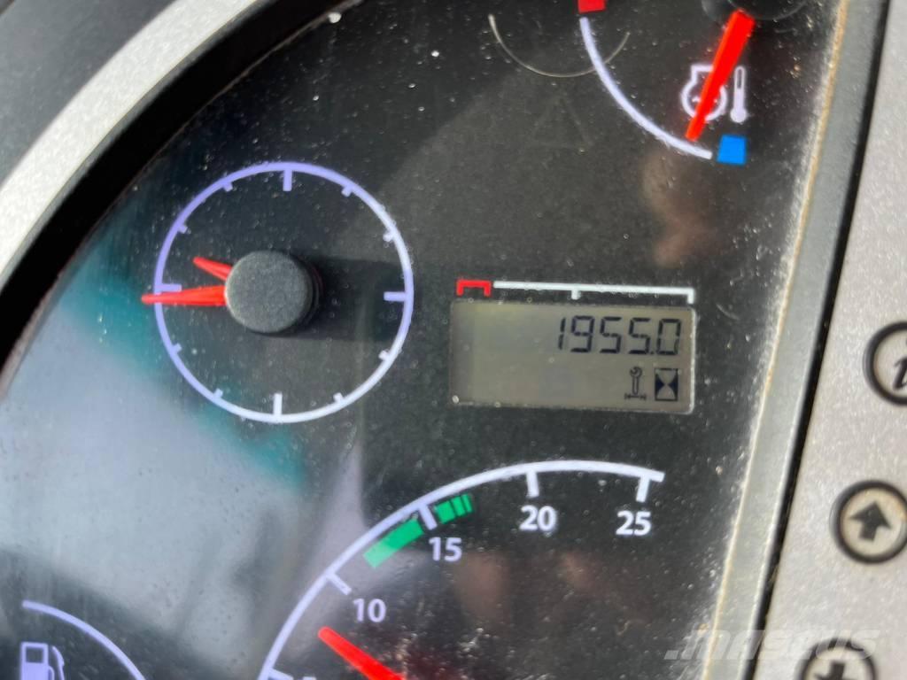 JCB 3 CX バックホーローダー