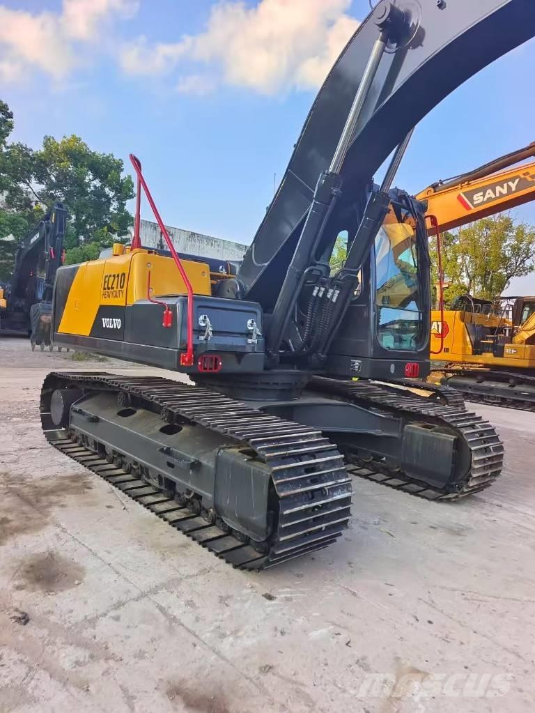 Volvo EC 210 B 大型油圧ショベル12t以上（パワーショベル・ユンボ）