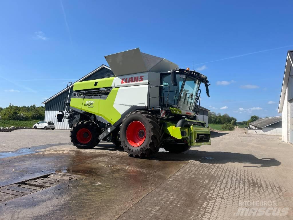 CLAAS Lexion 8700 コンバイン