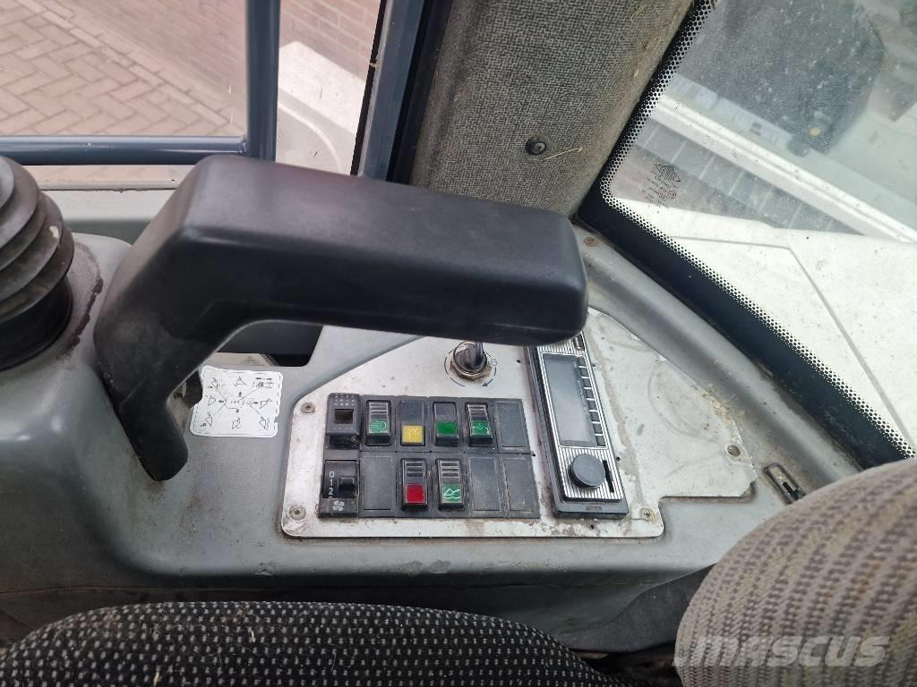 Terex TL 100 ホイールローダー・タイヤショベル