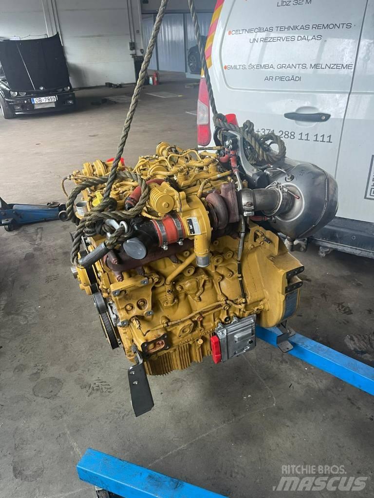 CAT 313 model エンジン