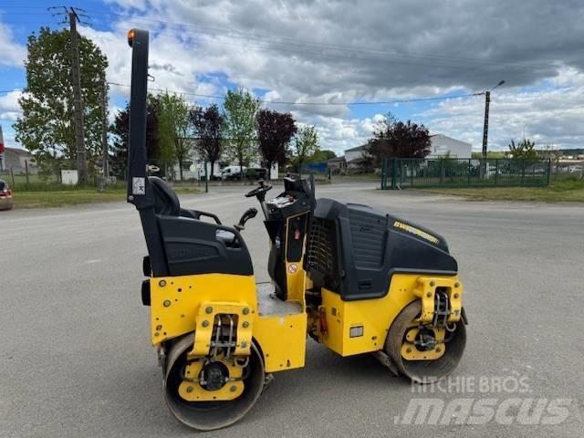 Bomag BW 100 AD M-5 タンデムローラ