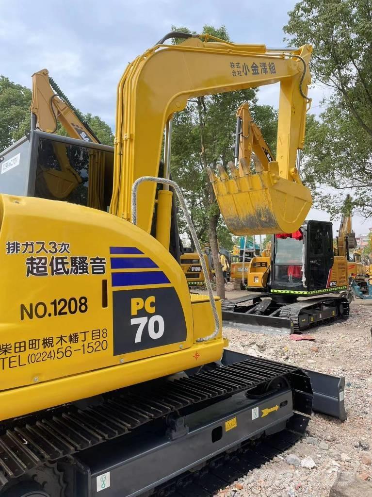 Komatsu 70-8 大型油圧ショベル12t以上（パワーショベル・ユンボ）