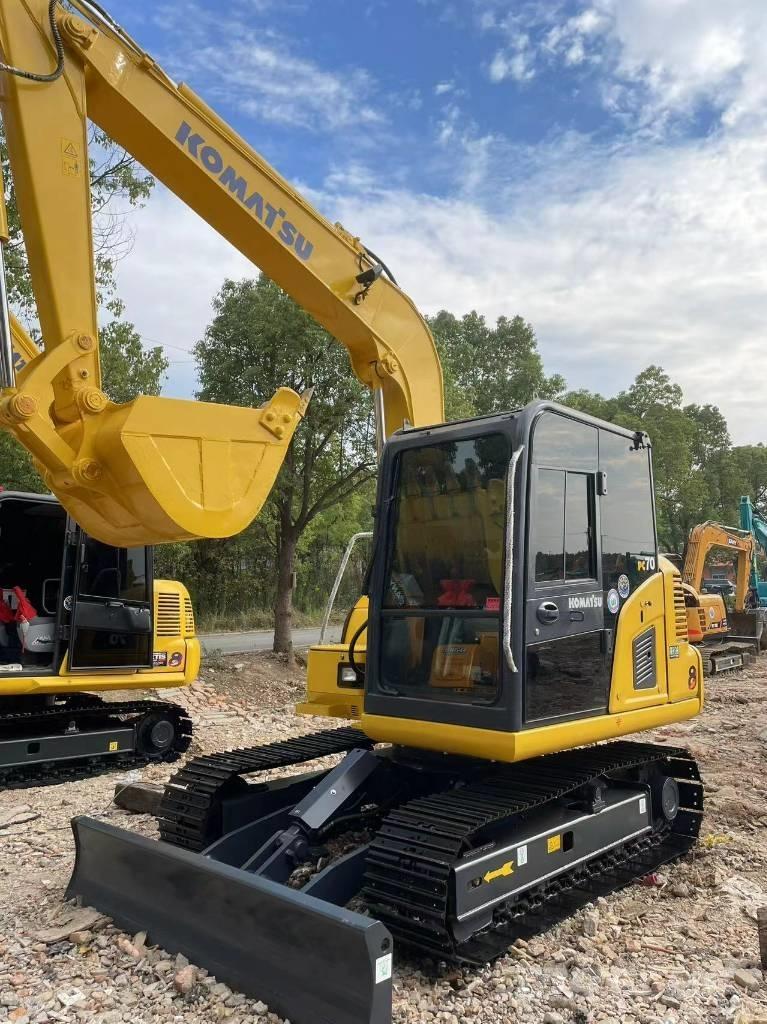 Komatsu 70-8 大型油圧ショベル12t以上（パワーショベル・ユンボ）
