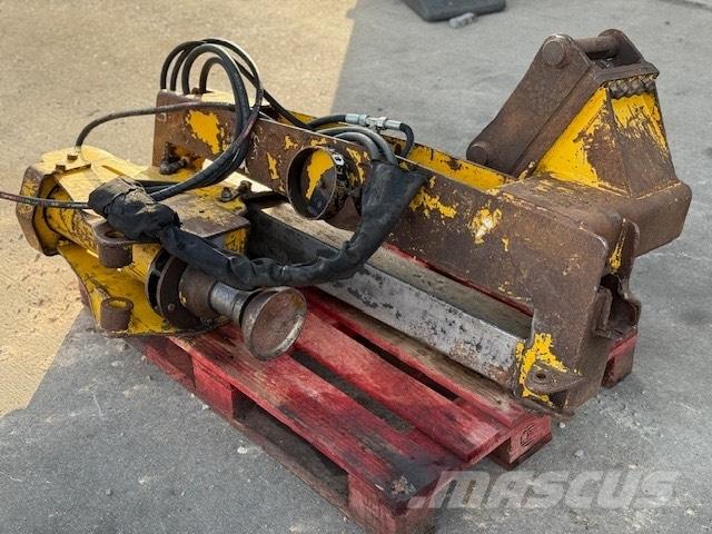 JCB PILE DRIVER 油圧パイルハンマー