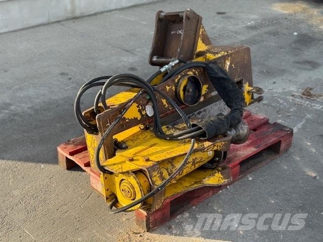 JCB PILE DRIVER 油圧パイルハンマー