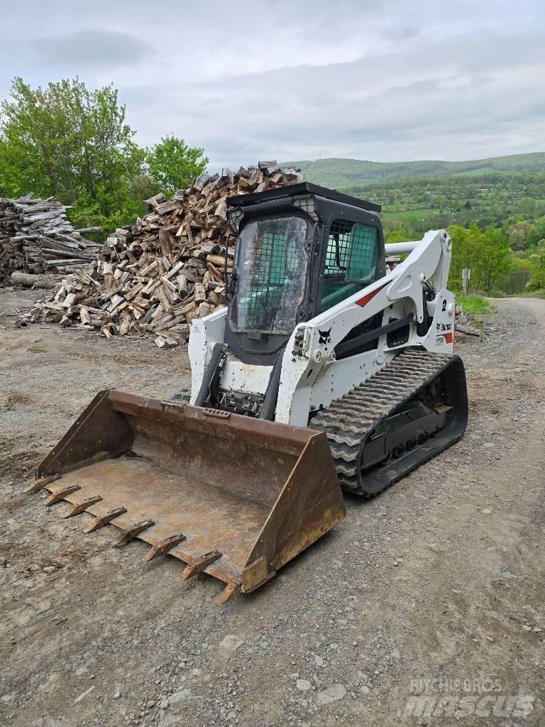 Bobcat T 770 スキッドステアローダー