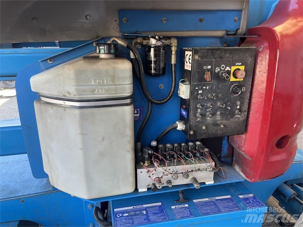Genie Z 45/25 ブームリフト　屈伸型