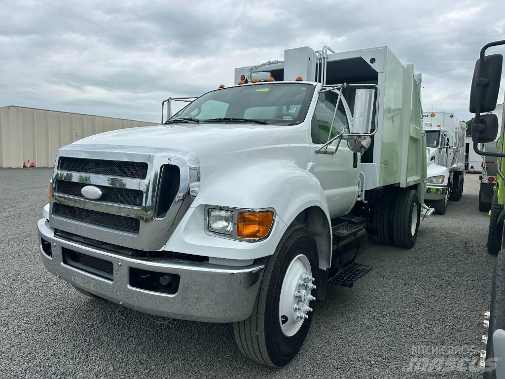 Ford F 750 塵芥車、パッカー車