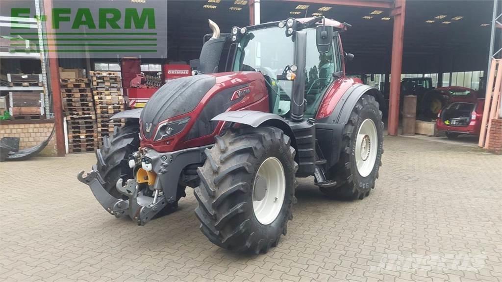 Valtra T 174 トラクター