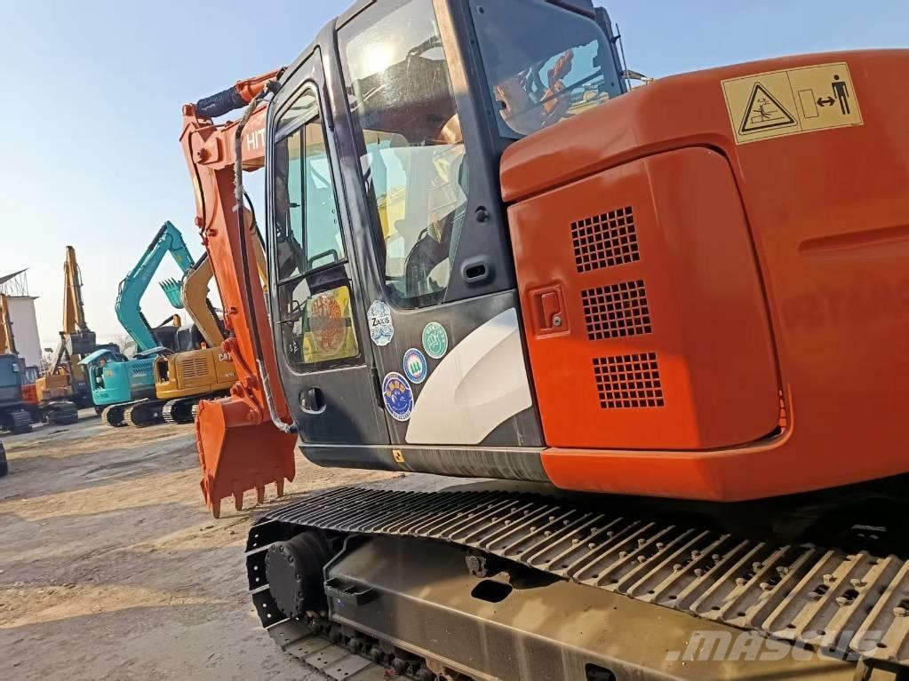 Hitachi ZX135 大型油圧ショベル12t以上（パワーショベル・ユンボ）