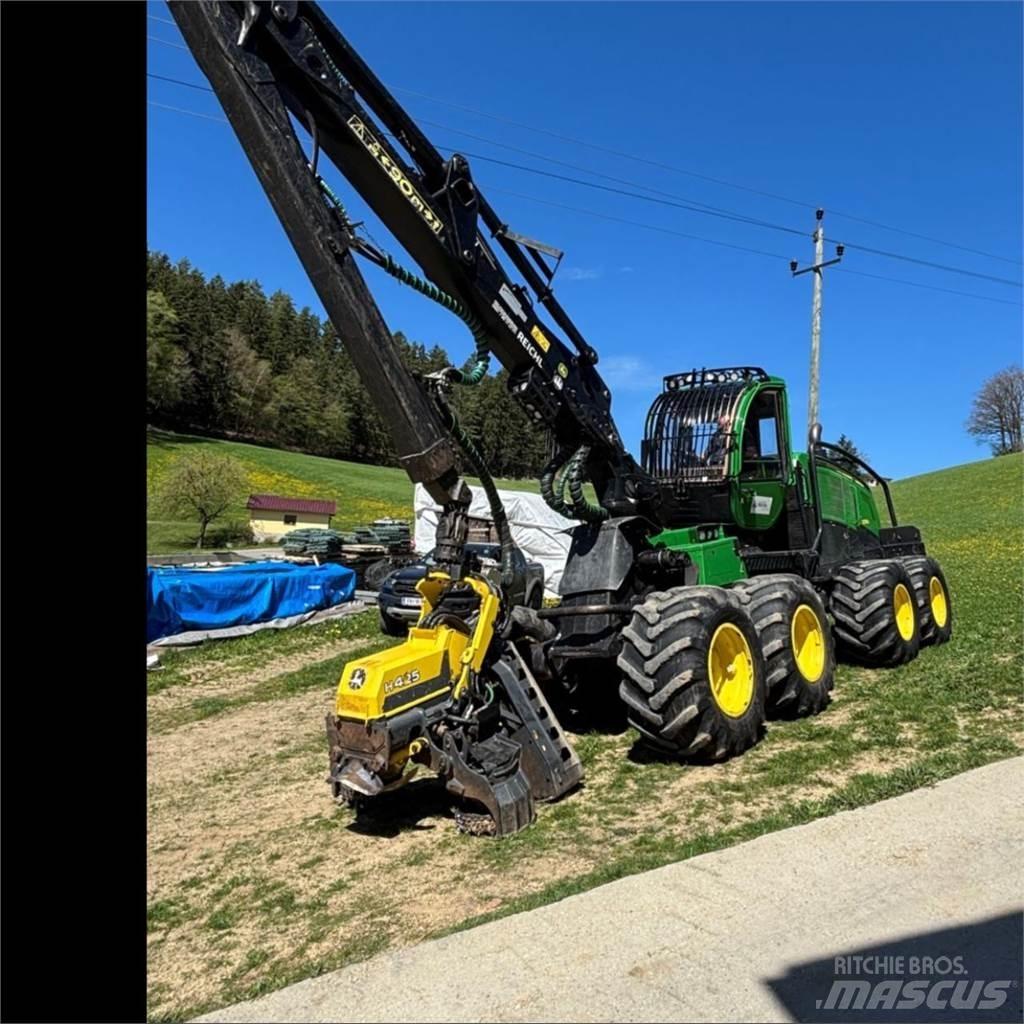 John Deere 1270 G ハーベスター