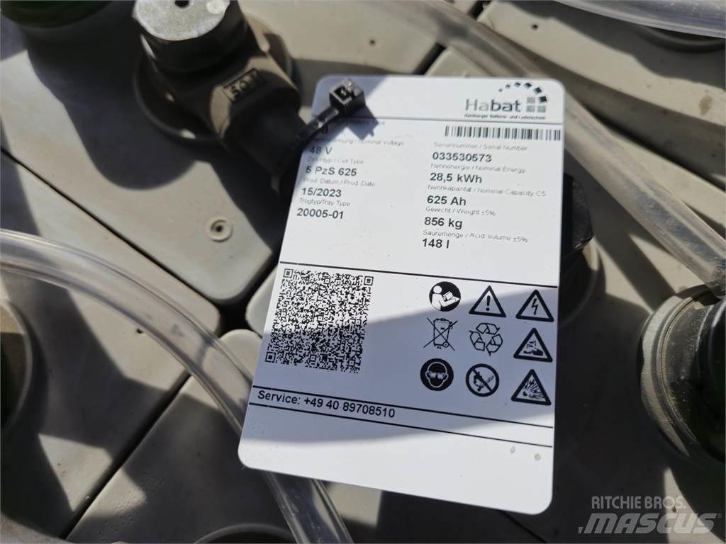 Linde E16-02 バッテリーフォークリフト