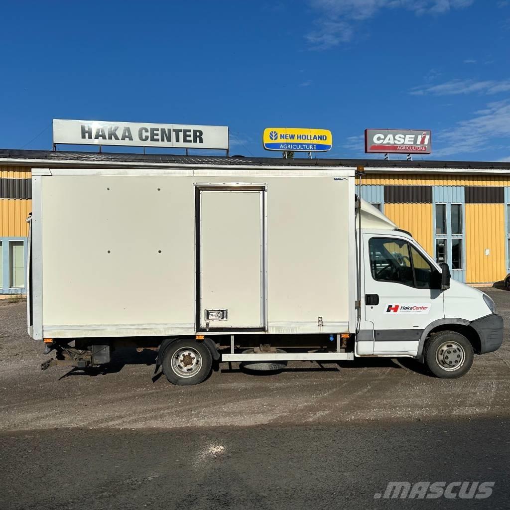 Iveco Daily 3.0 ボックスボディー、ウイング、箱車
