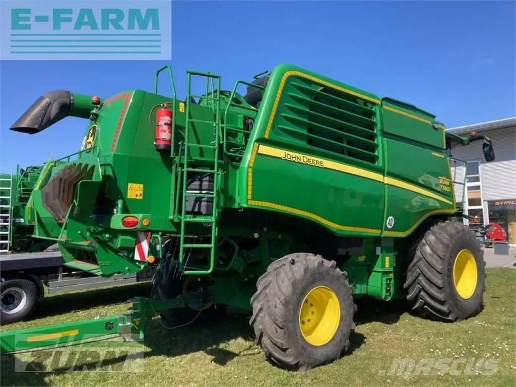 John Deere t560 hm コンバイン