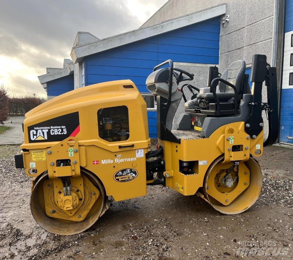 CAT CB 2.5 タンデムローラ