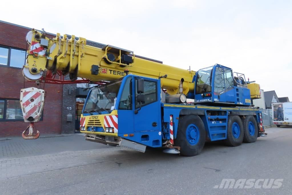 Terex Demag AC 50-1 オールテレーンクレーン