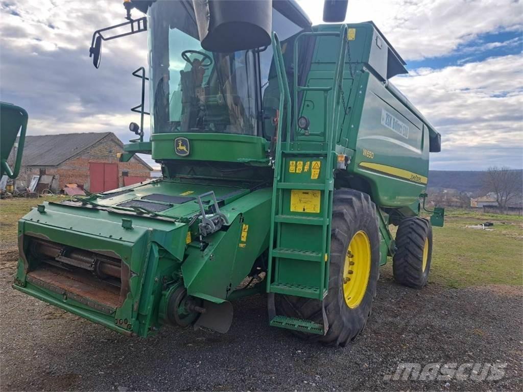 John Deere W650 コンバイン