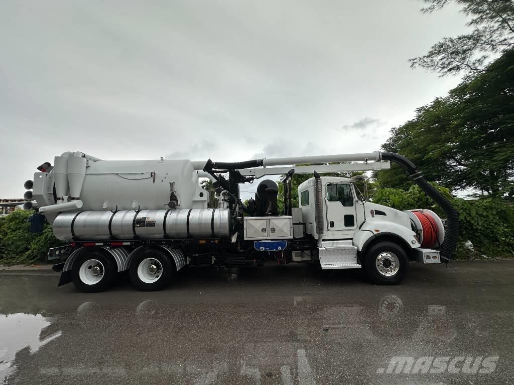 Kenworth T 400 コンバイン／バキュームトラック