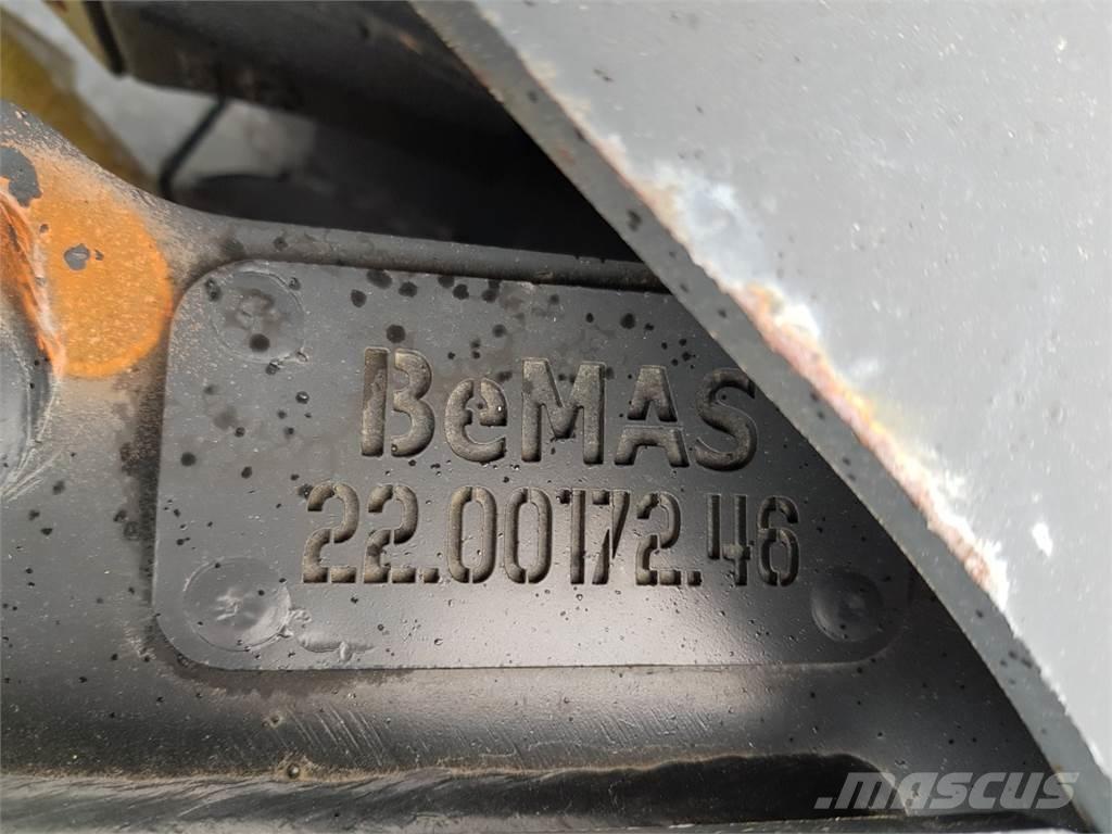  Bemas TL 300 SW010 バックホー