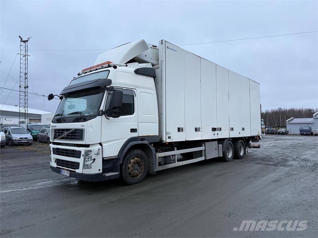 Volvo FM460 冷凍冷蔵車