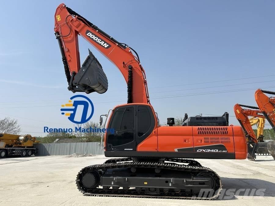 Doosan DX 340 大型油圧ショベル12t以上（パワーショベル・ユンボ）