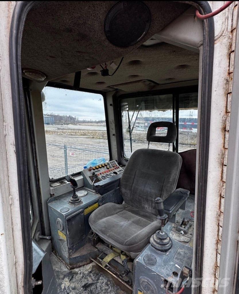 Liebherr 732 ブルドーザー