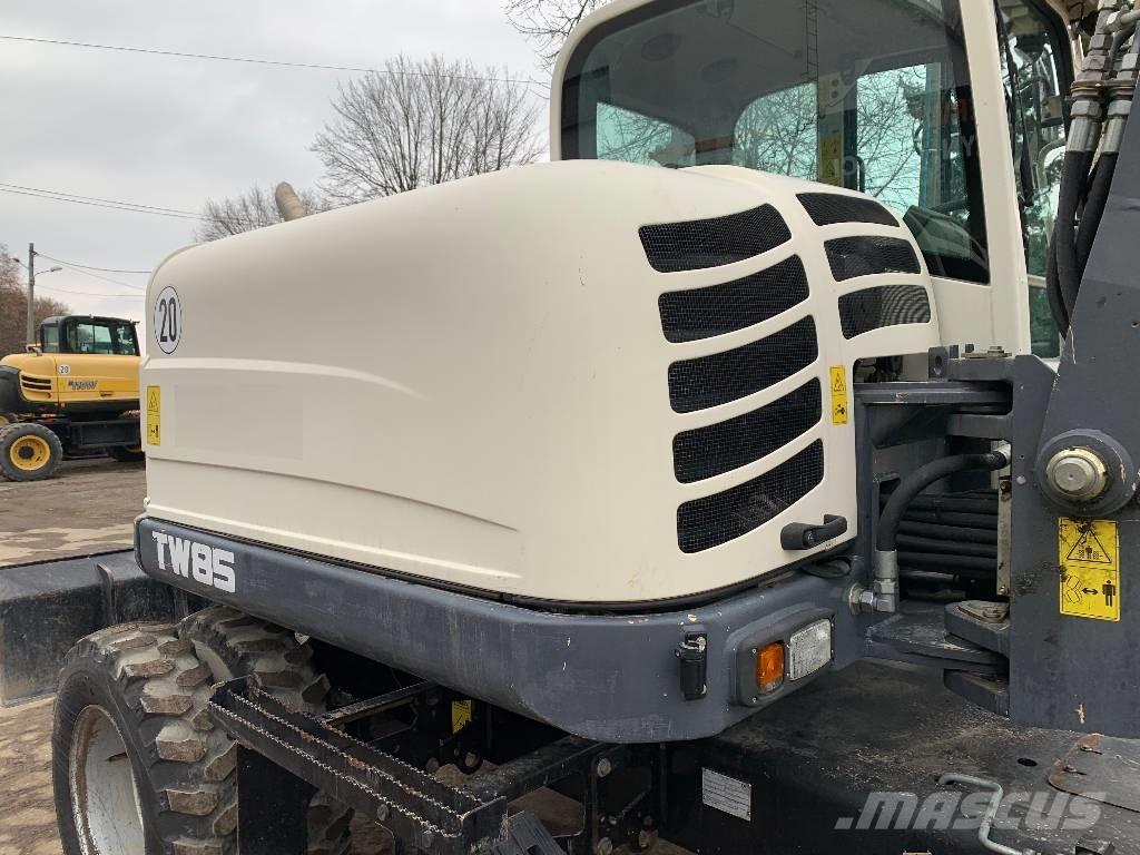 Terex TW 85 ホイール式油圧ショベル（パワーショベル・ユンボ・バックホー）