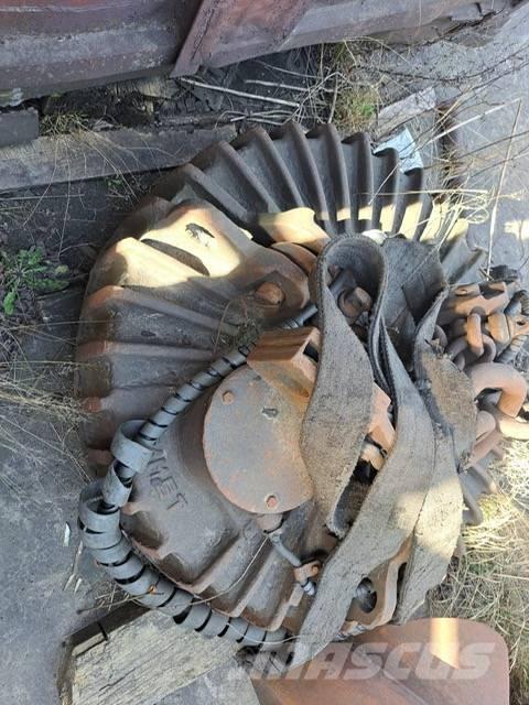 Sennebogen 835 M 廃棄物／工業産廃処理機