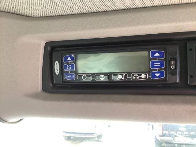 Scania P 250 冷凍冷蔵車