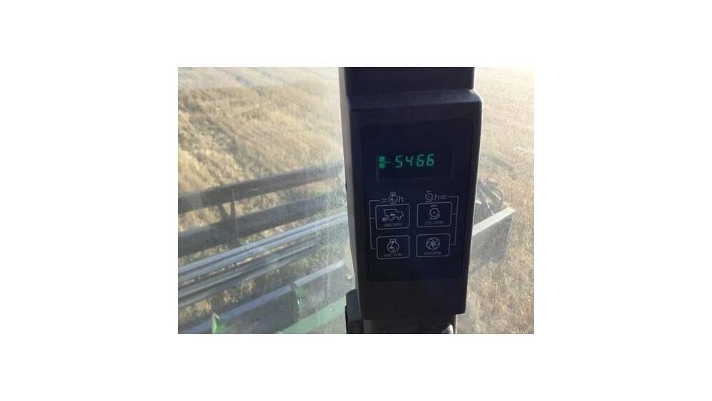 John Deere 9500 コンバイン